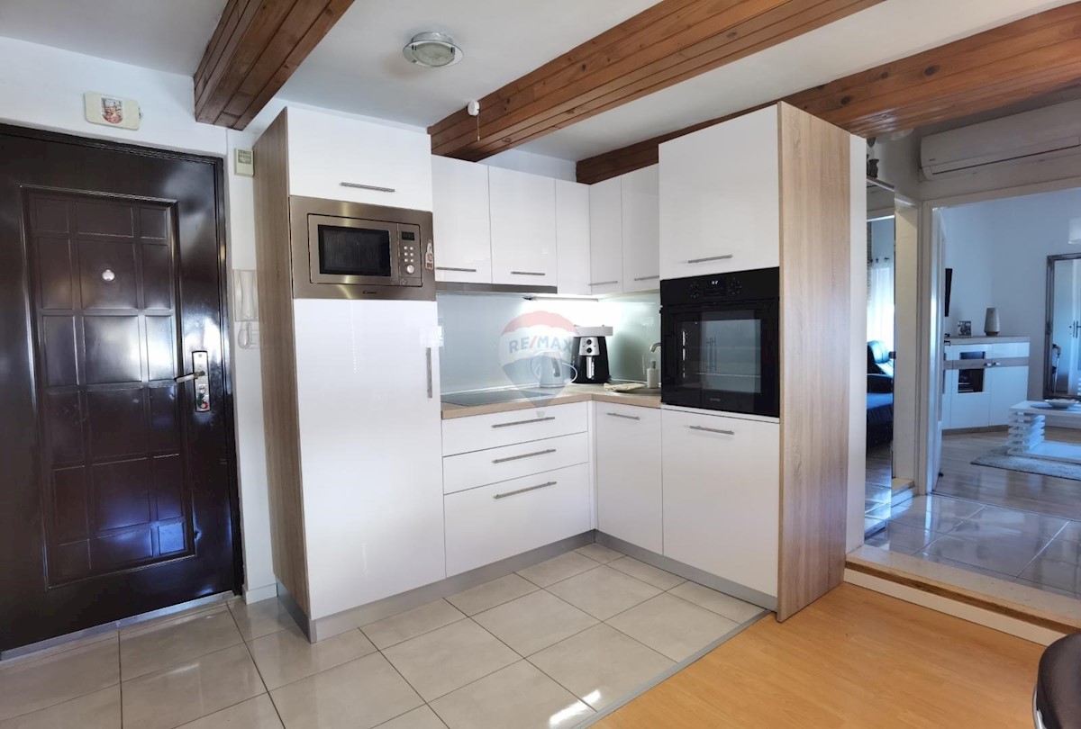 Stanovanje/Apartma Širi centar, Pula, 51,80m2