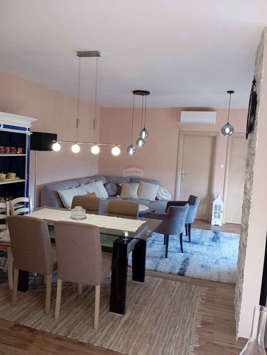 Stanovanje/Apartma Novi Vinodolski, 75,16m2