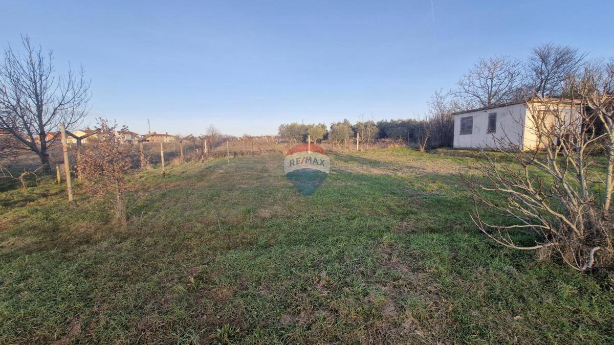 Stavbno zemljišče Valbandon, Fažana, 755m2