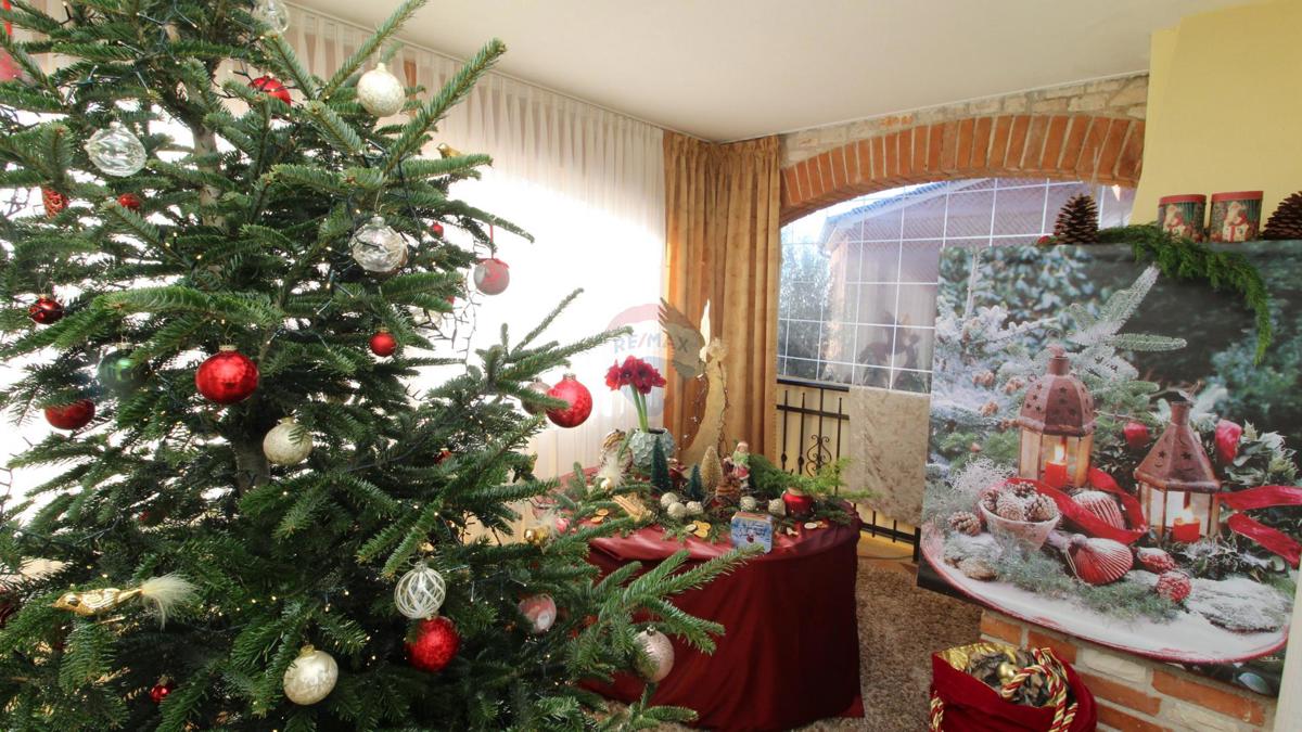 Hiša Kaštelir, Kaštelir-Labinci, 140m2
