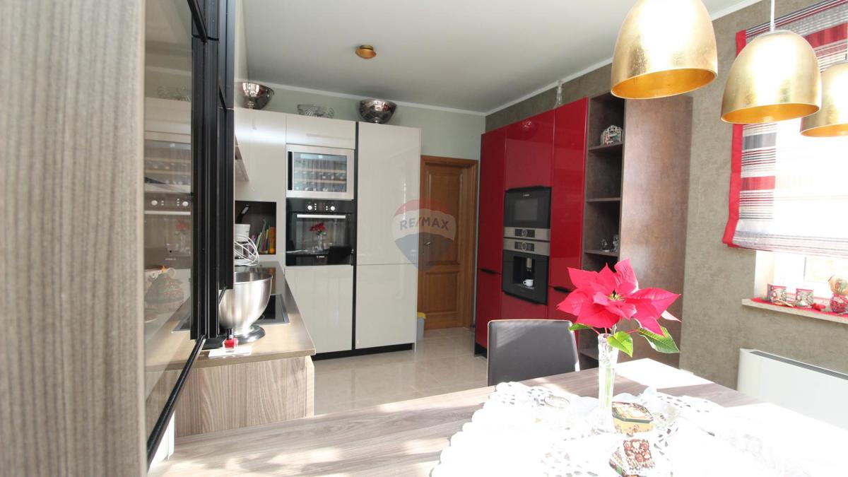 Hiša Kaštelir, Kaštelir-Labinci, 140m2