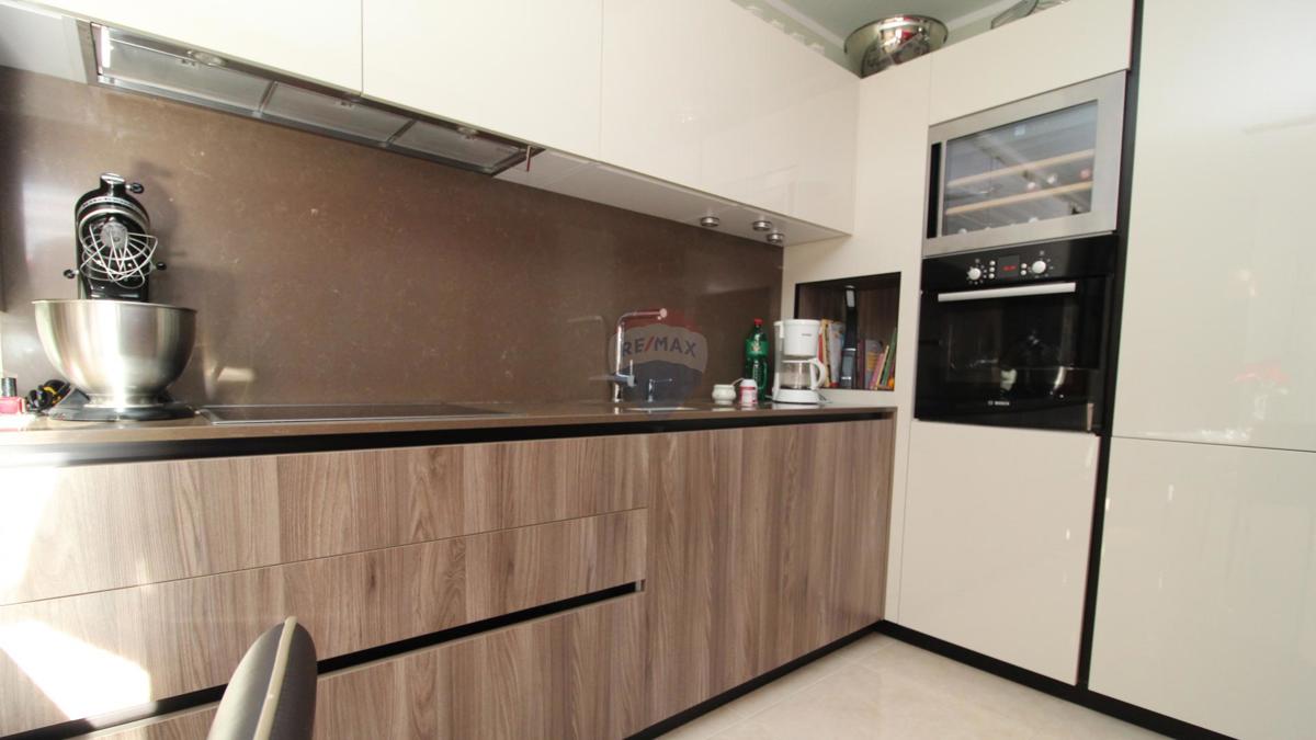 Hiša Kaštelir, Kaštelir-Labinci, 140m2