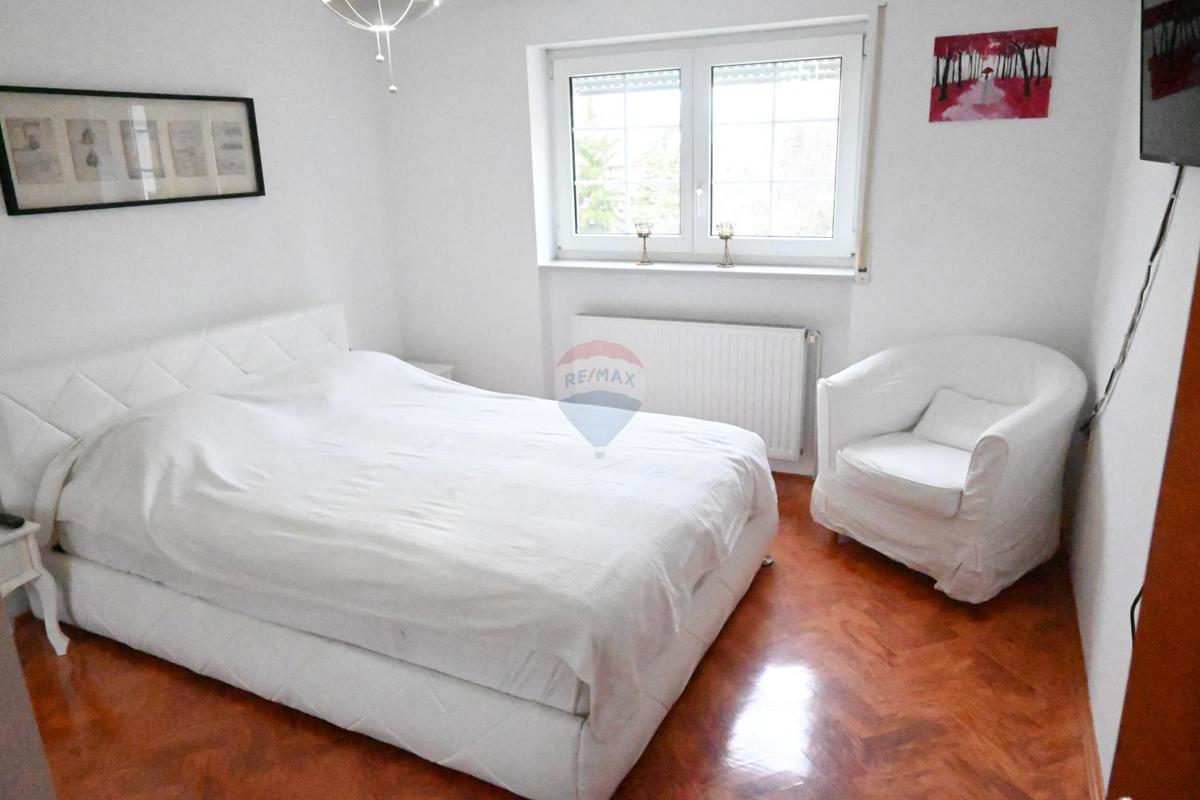 Hiša Gračani, Podsljeme, 230m2