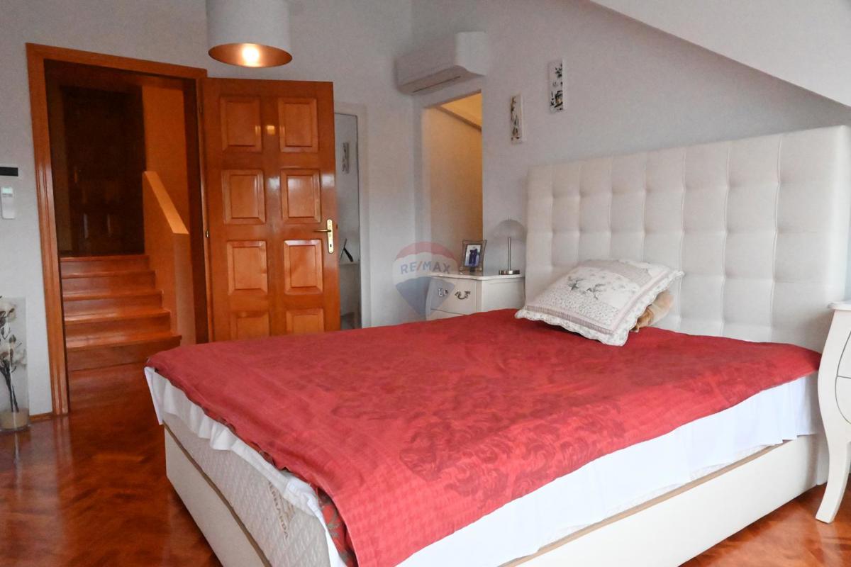 Hiša Gračani, Podsljeme, 230m2