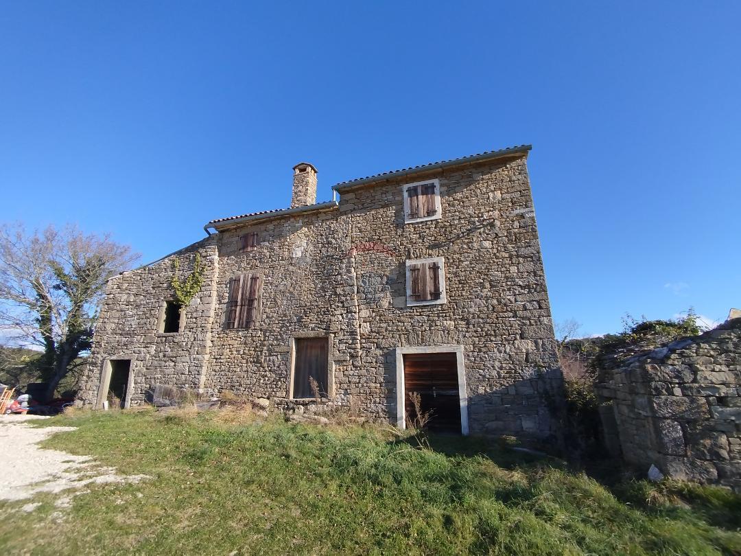 Hiša Krasica, Buje, 225m2