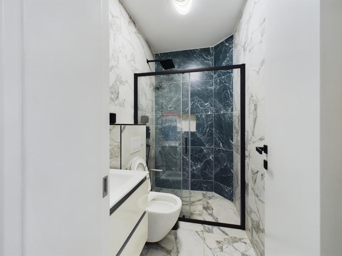 Hiša Bivio, Rijeka, 300m2