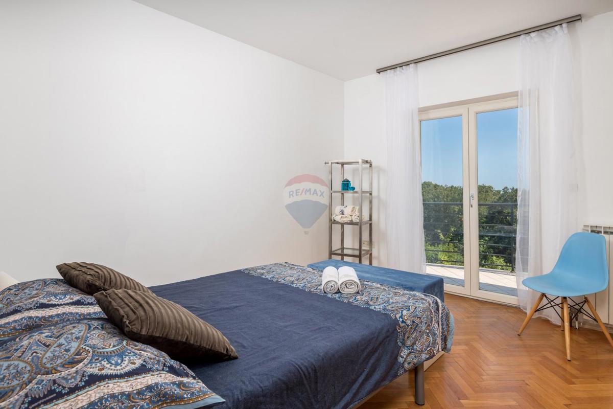 Hiša Bivio, Rijeka, 300m2