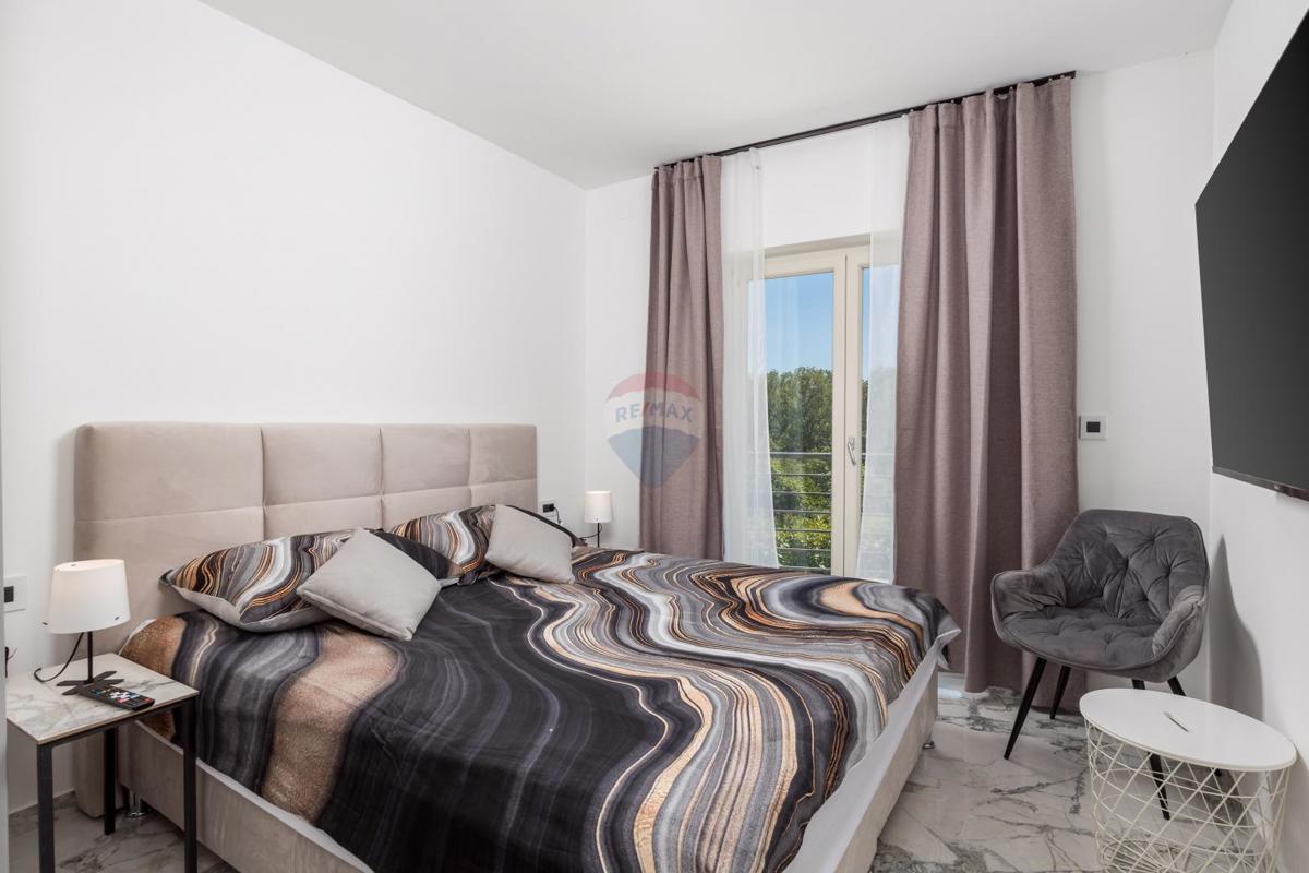 Hiša Bivio, Rijeka, 300m2