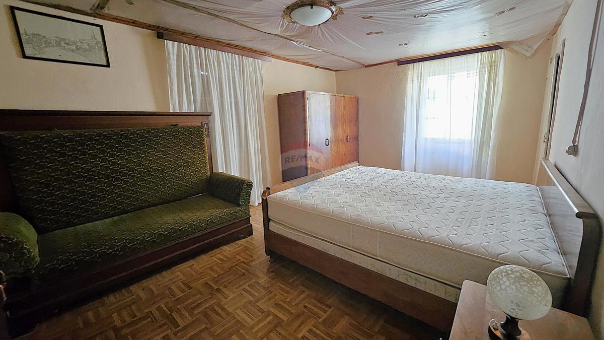 Hiša Buje, 200m2