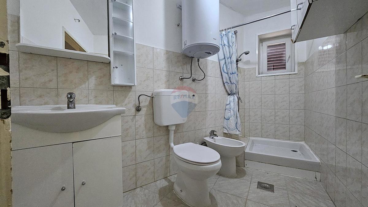 Hiša Buje, 200m2