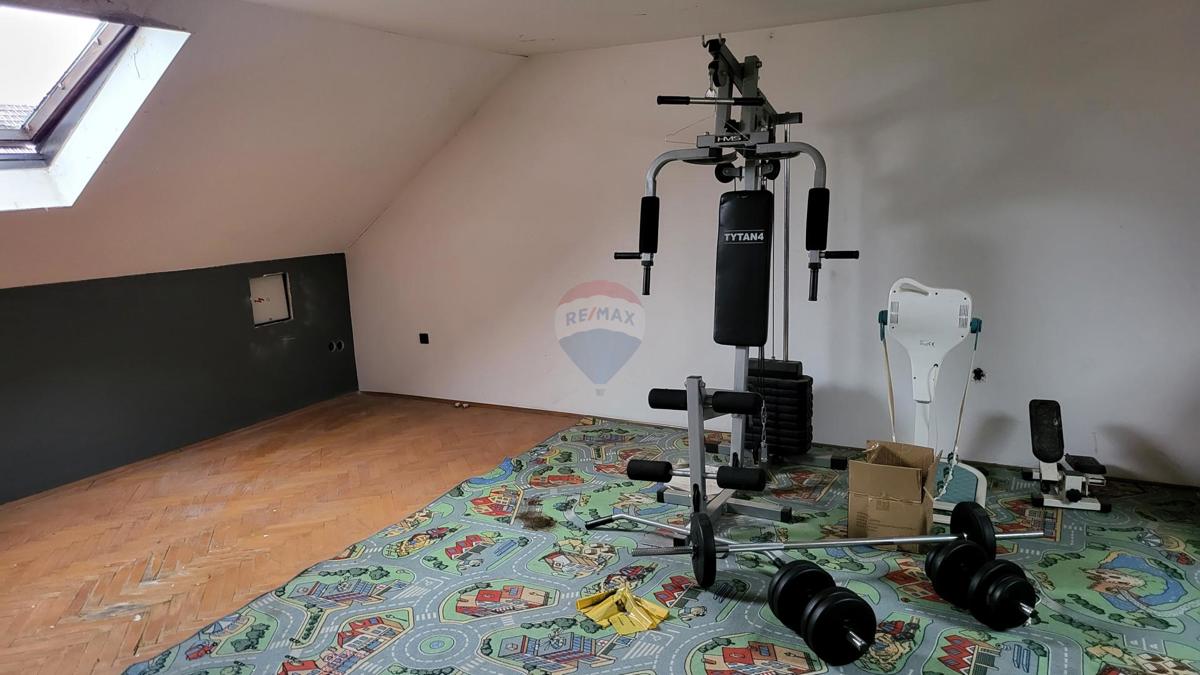Hiša Brestje, Sesvete, 330m2
