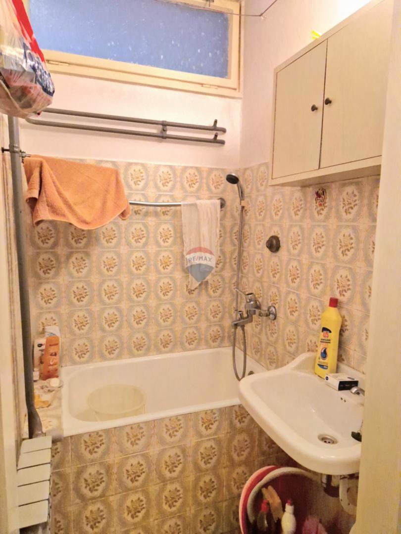 Stanovanje/Apartma Folnegovićevo naselje, Peščenica - Žitnjak, 50,66m2