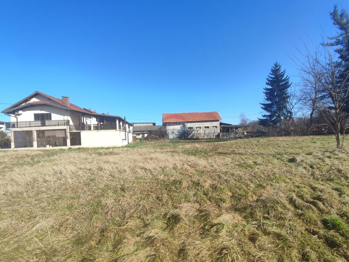 Stavbno zemljišče Duga Resa, 2.150m2