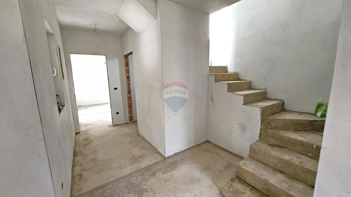 Hiša Brtonigla, 115m2