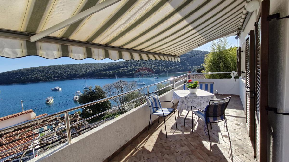 Istra, Krnički Porat – dvosobno stanovanje z razgledom na morje, v bližini plaže