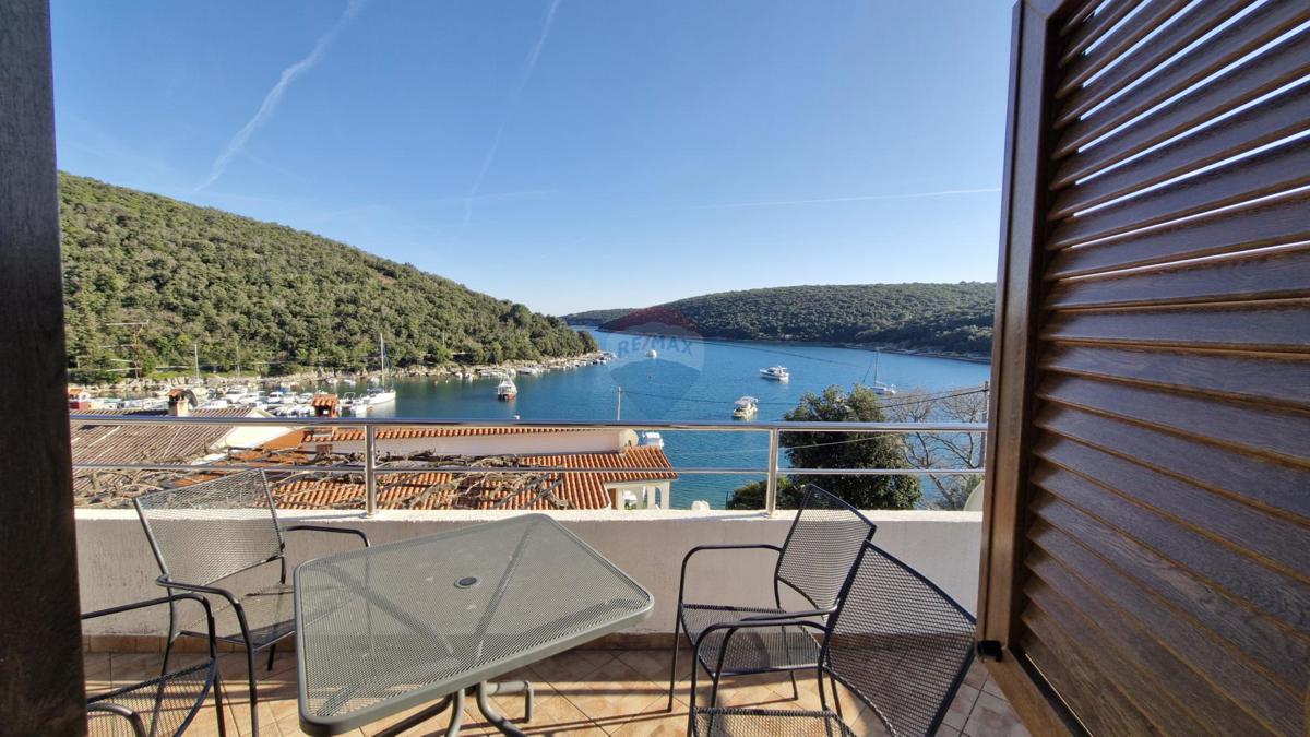 Istra, Krnički Porat – dvosobno stanovanje z razgledom na morje, v bližini plaže