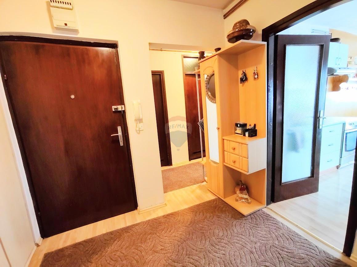 Stanovanje/Apartma Novi Centar, Karlovac, 71,57m2