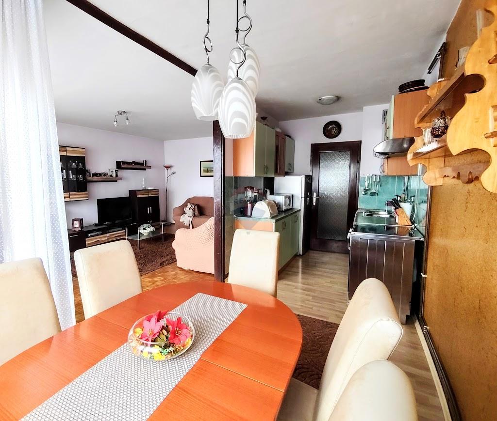 Stanovanje/Apartma Novi Centar, Karlovac, 71,57m2