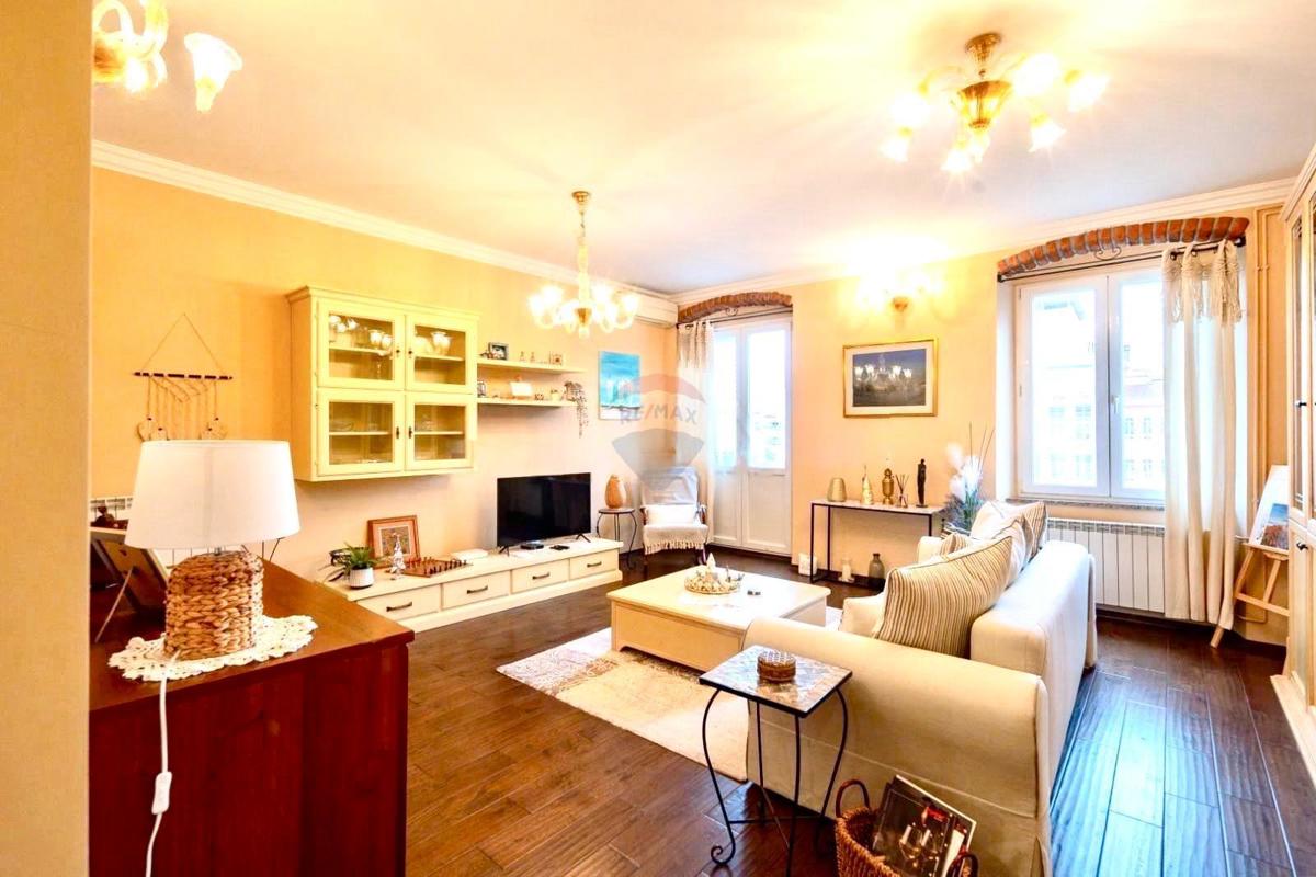 Stanovanje/Apartma Centar, Rijeka, 102m2