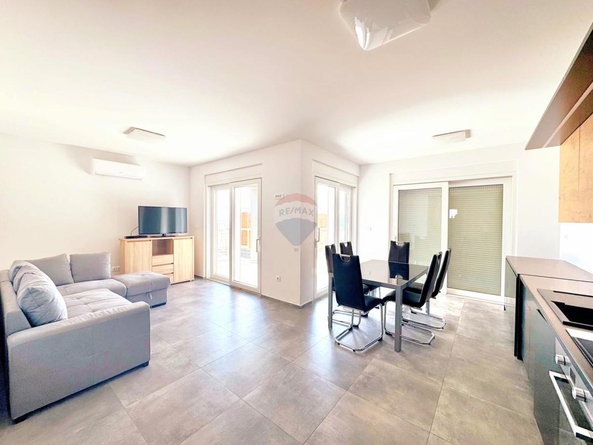 Stanovanje/Apartma Smokvica Krmpotska, Novi Vinodolski, 74m2