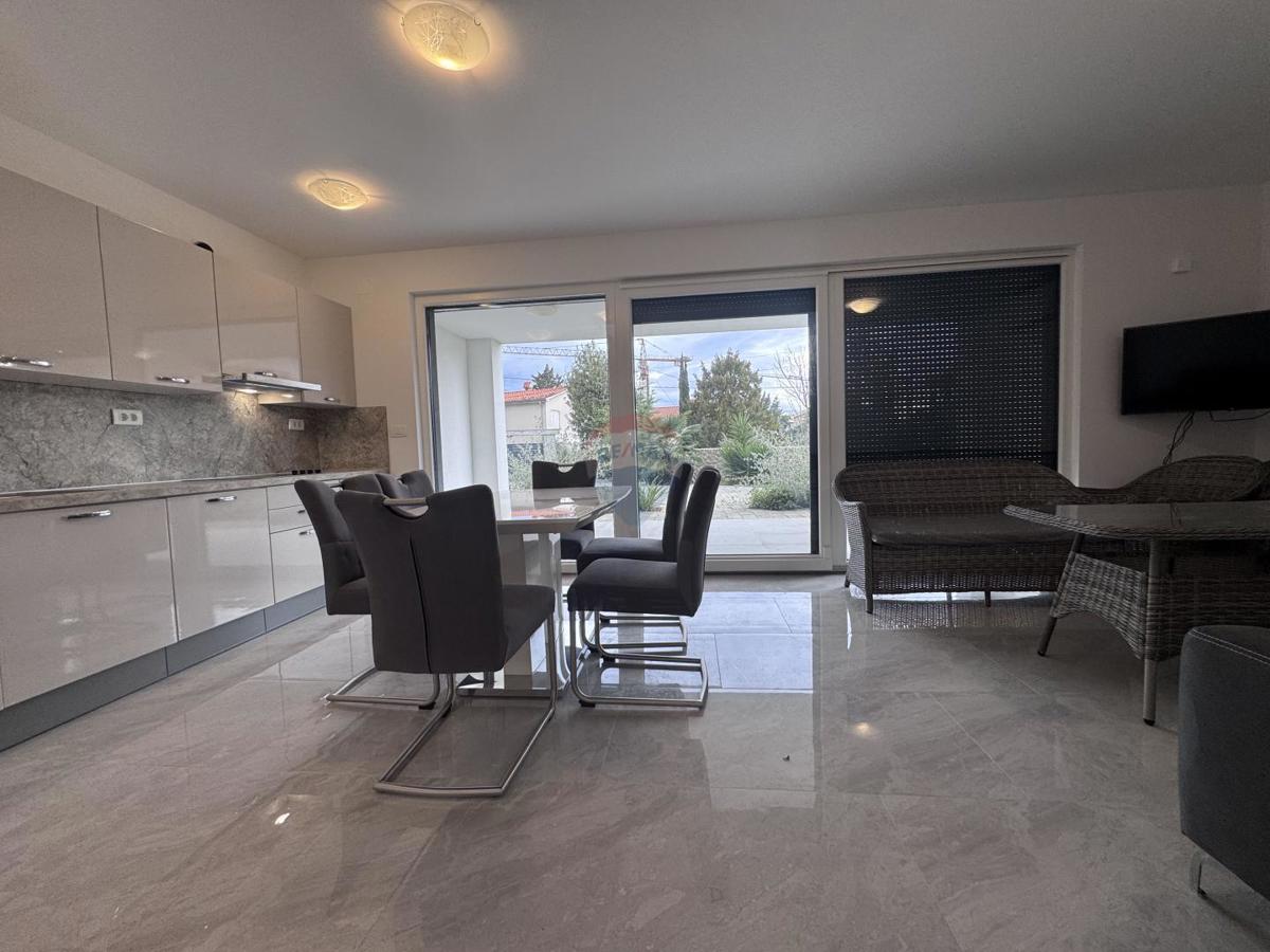 Stanovanje/Apartma Malinska, Malinska-Dubašnica, 76,50m2