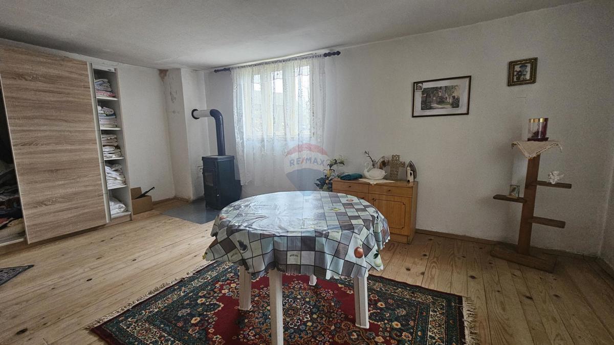 Hiša Vrbovsko, 100m2
