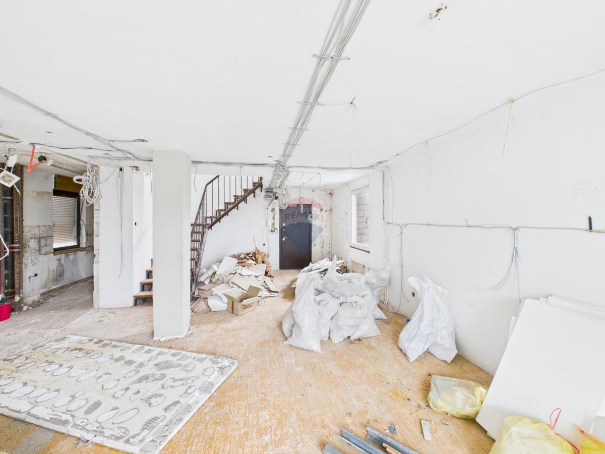Stanovanje/Apartma Centar, Zaprešić, 131m2
