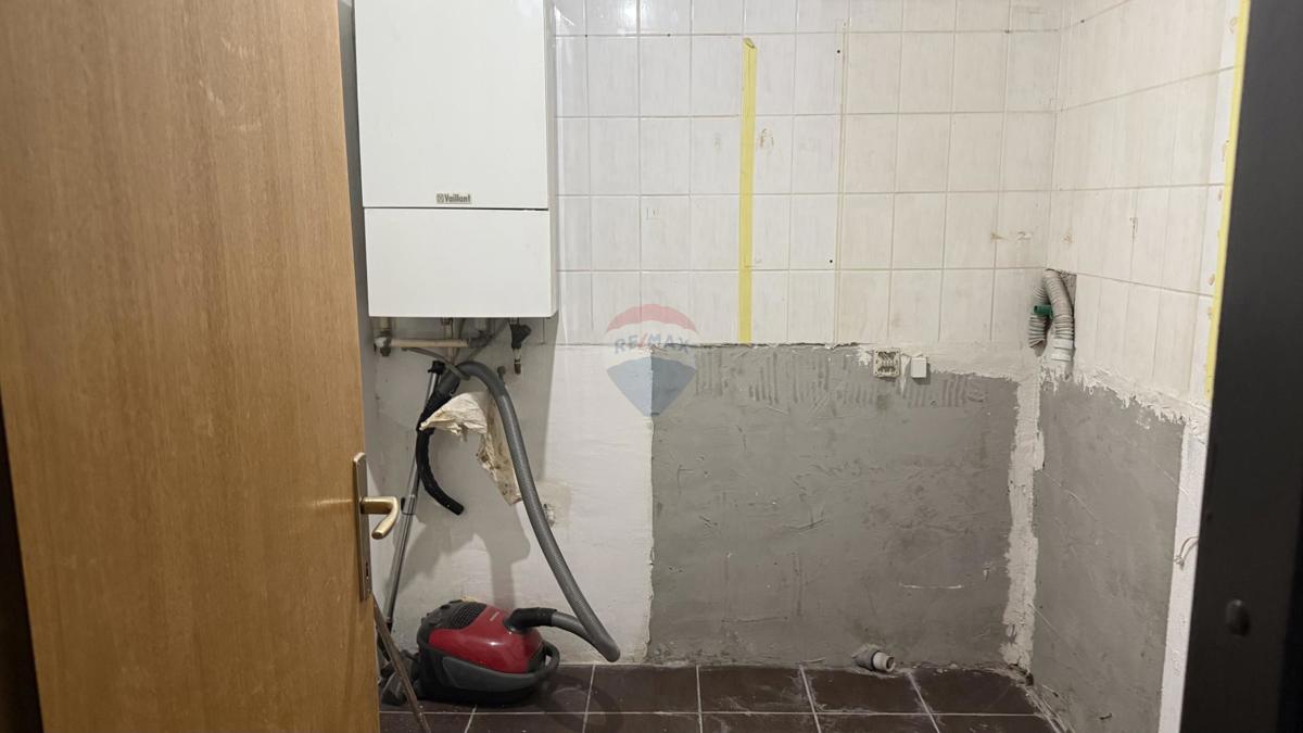Stanovanje/Apartma Kurilovec, Velika Gorica, 351m2