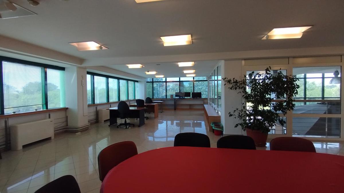 Poslovni prostor Rovinj, 114m2