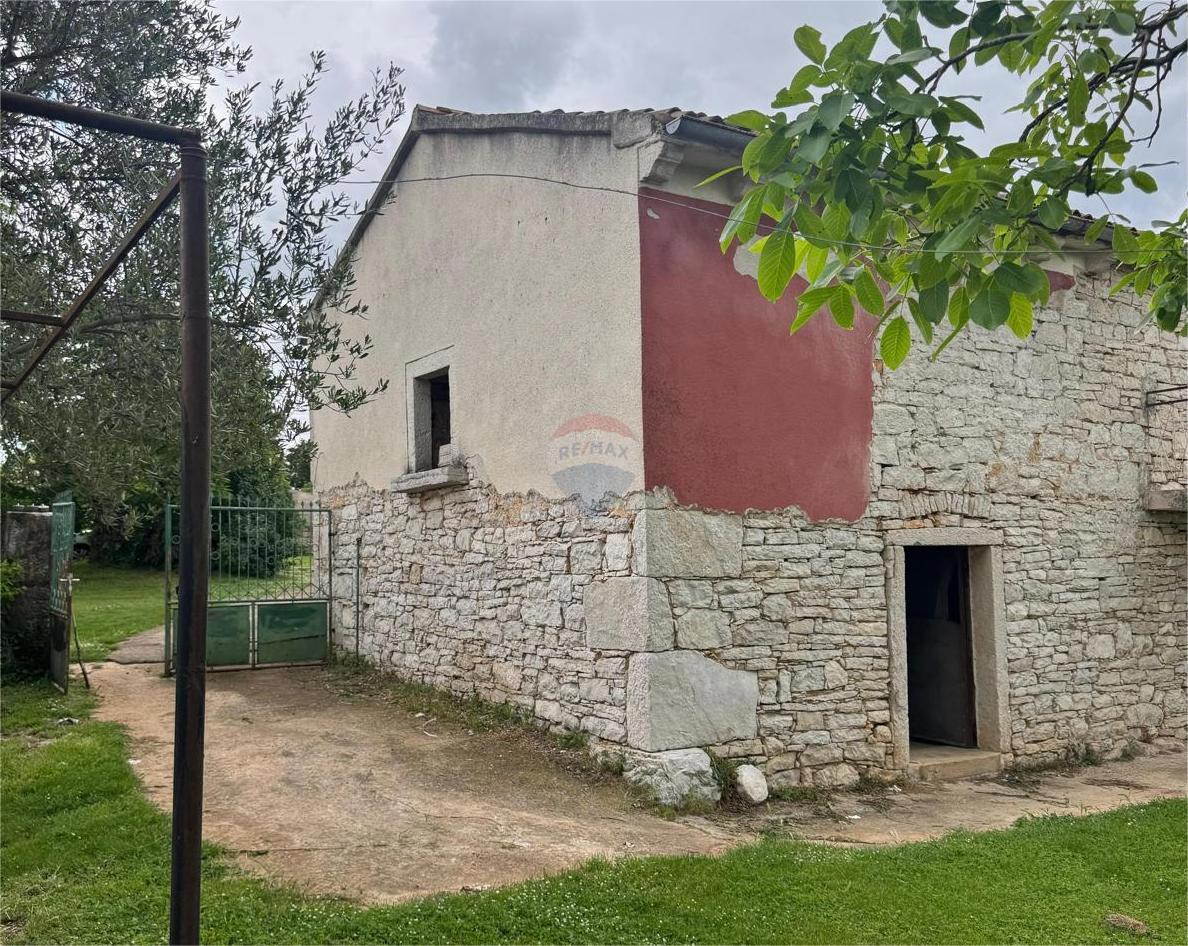 Hiša Svetvinčenat, 250m2