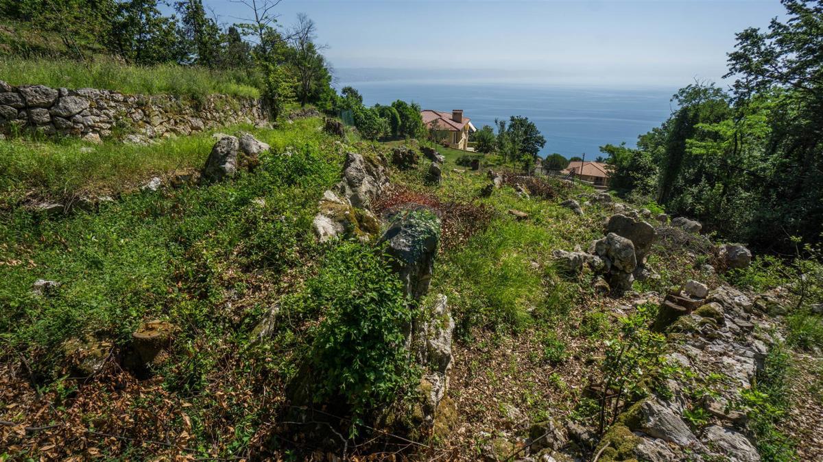 Stavbno zemljišče Liganj, Lovran, 1.384m2