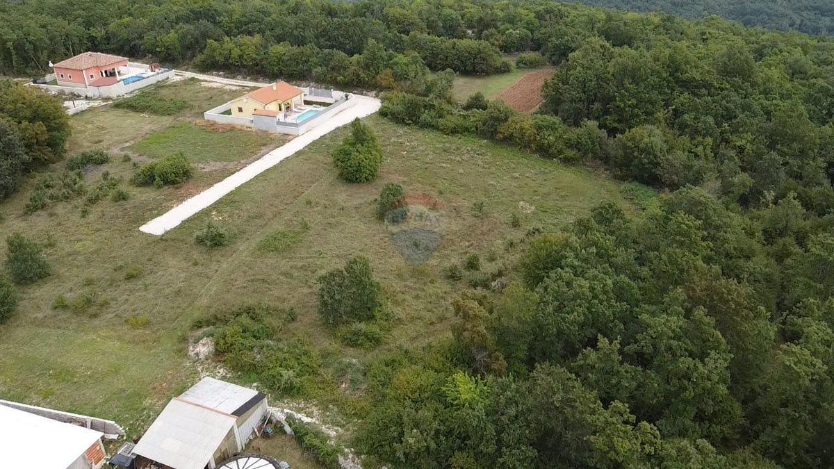 Stavbno zemljišče Kringa, Tinjan, 734m2