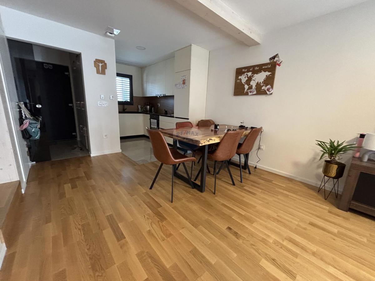 Hiša Velika Mlaka, Velika Gorica - Okolica, 105m2