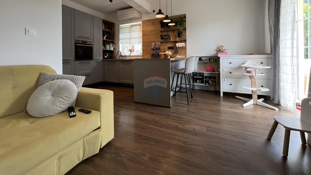 Stanovanje/Apartma Funtana, 60m2