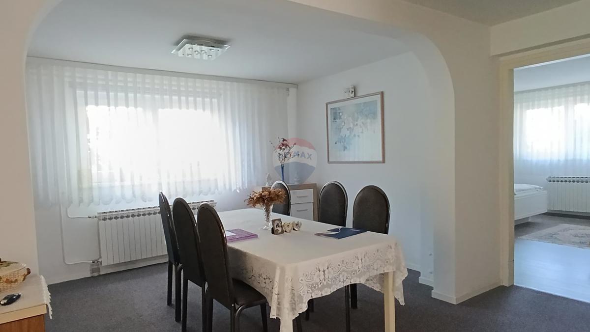 Hiša Kurilovec, Velika Gorica, 300m2