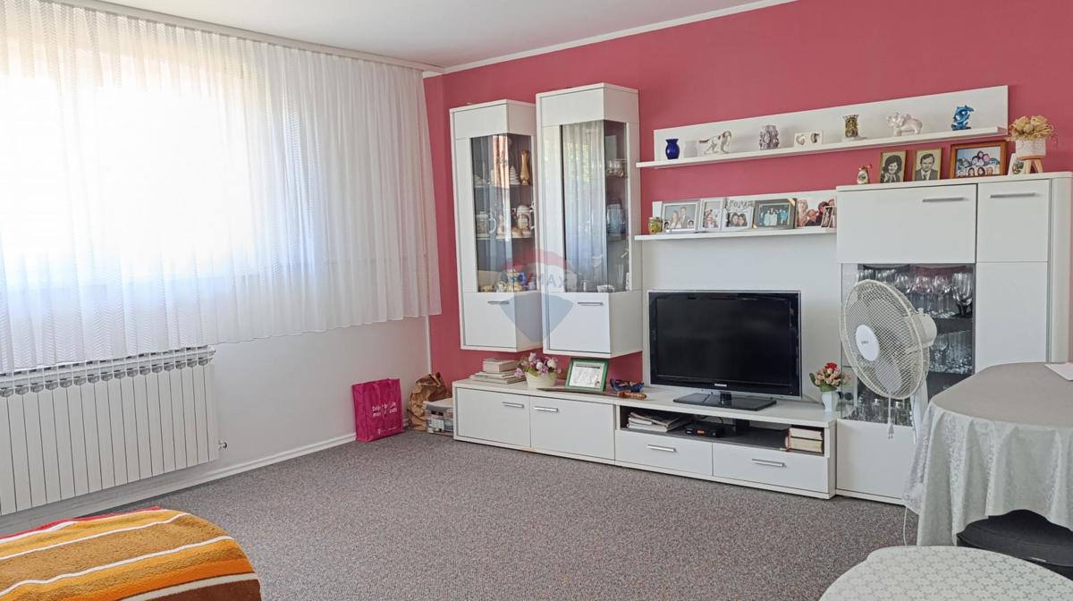 Hiša Kurilovec, Velika Gorica, 300m2