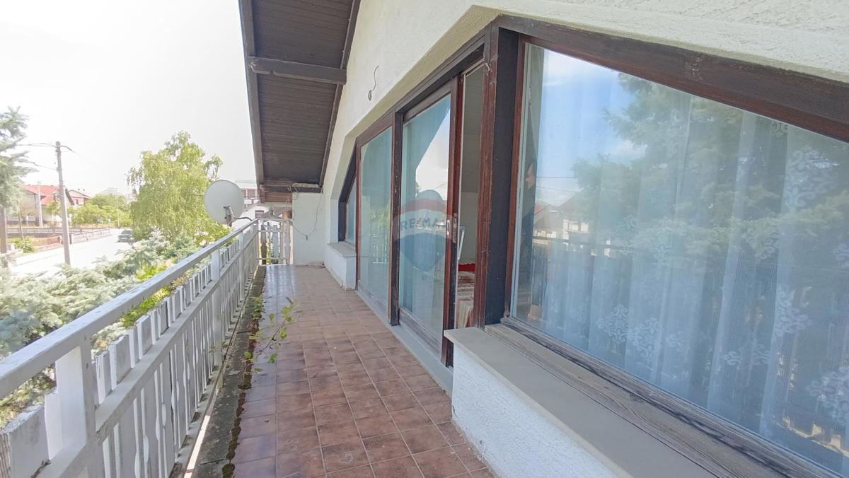Hiša Kurilovec, Velika Gorica, 300m2