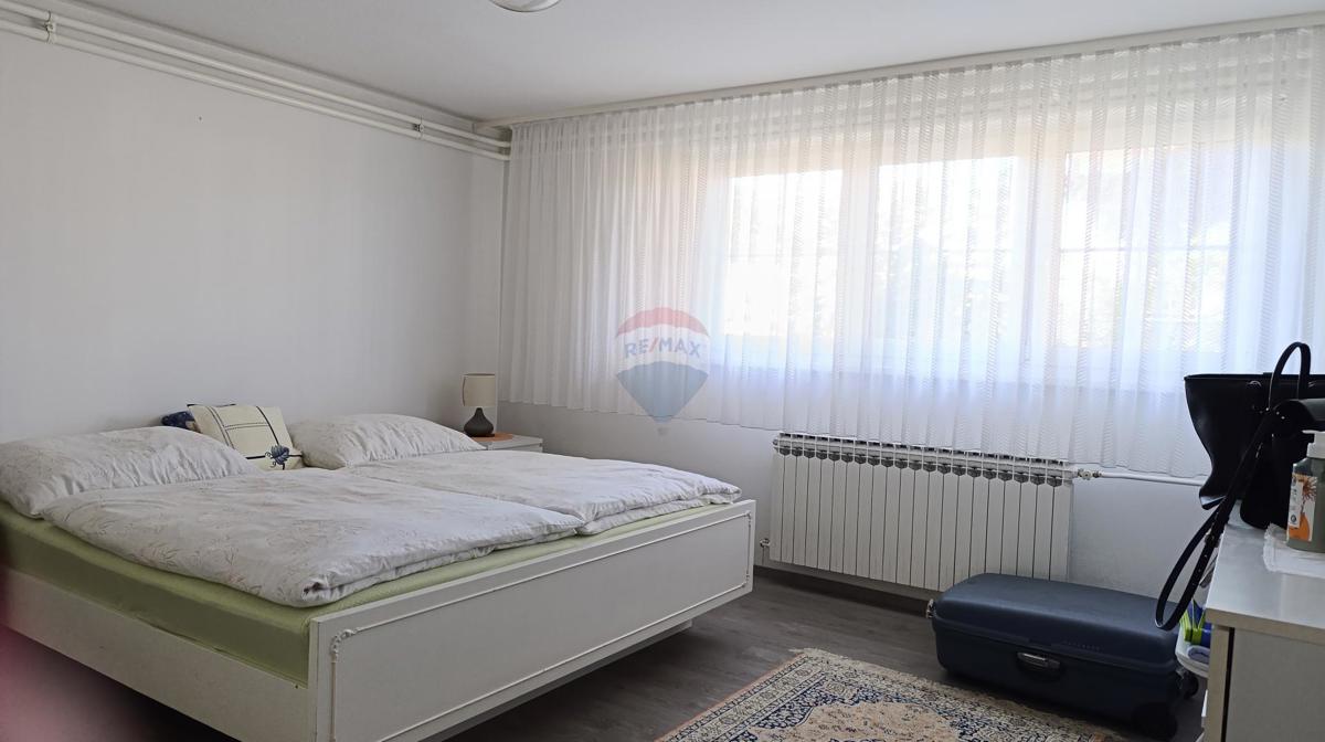 Hiša Kurilovec, Velika Gorica, 300m2