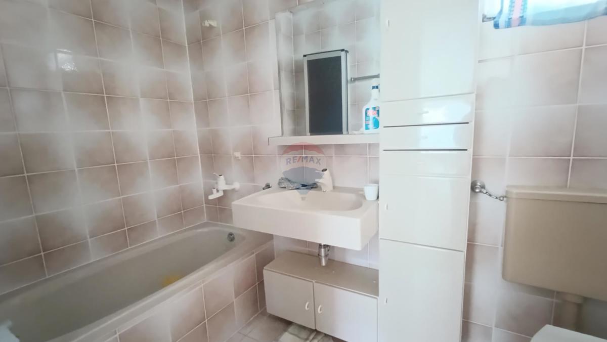 Hiša Kurilovec, Velika Gorica, 300m2
