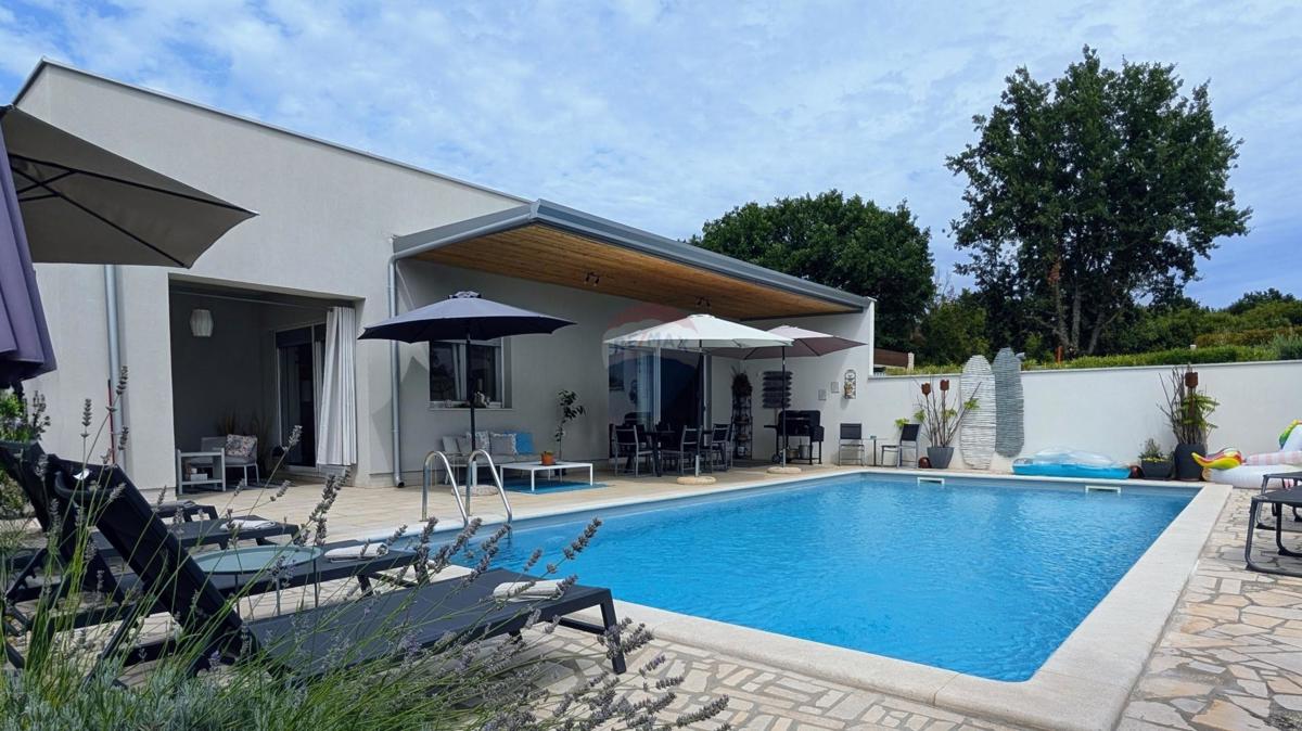 Hiša Rovinjsko Selo, Rovinj, 143m2