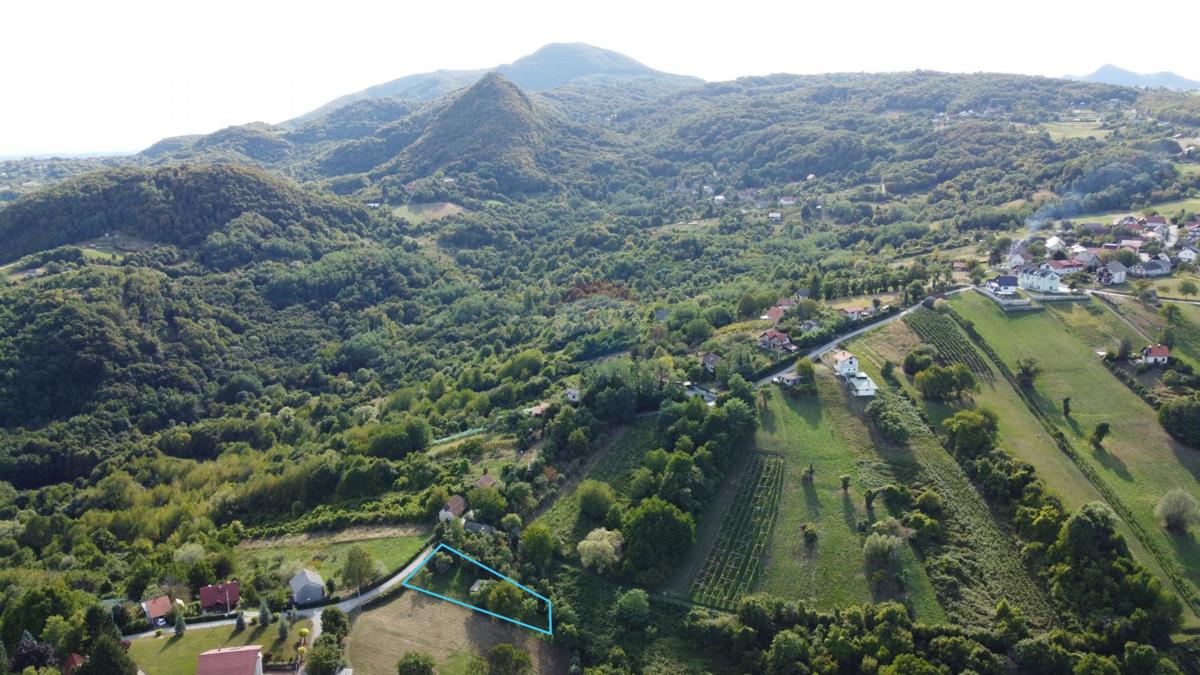 Stavbno zemljišče Klake, Samobor - Okolica, 691m2
