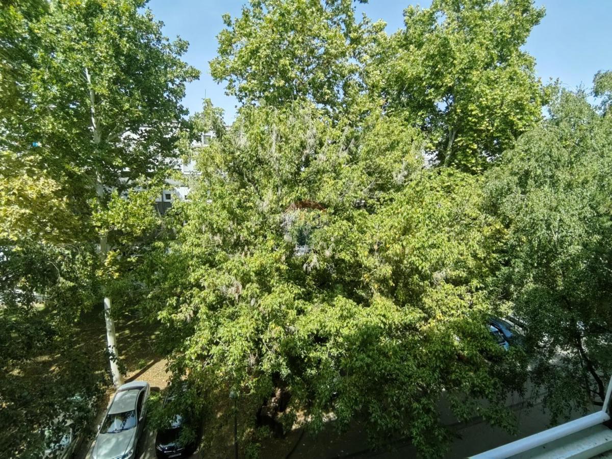 Stanovanje/Apartma Folnegovićevo naselje, Peščenica - Žitnjak, 64,40m2