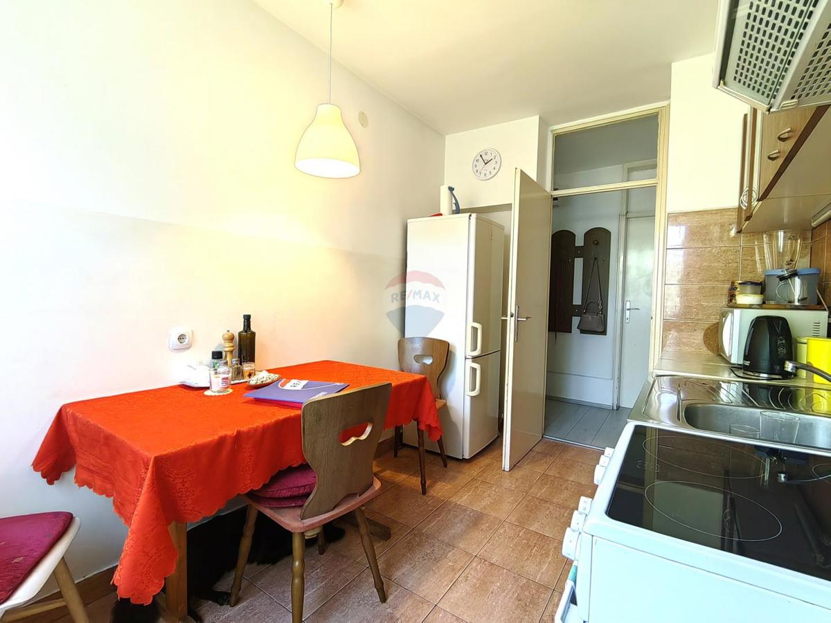 Stanovanje/Apartma Folnegovićevo naselje, Peščenica - Žitnjak, 64,40m2