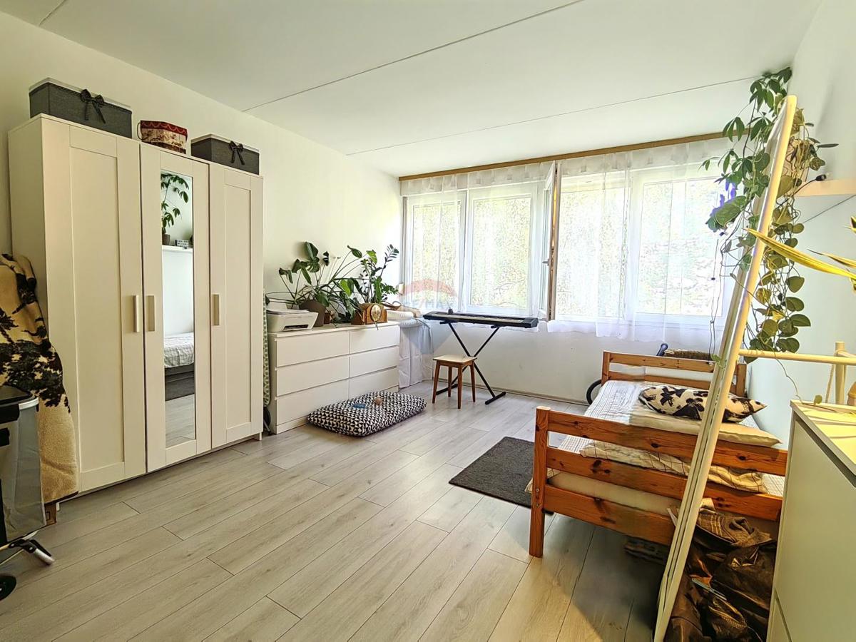 Stanovanje/Apartma Folnegovićevo naselje, Peščenica - Žitnjak, 64,40m2