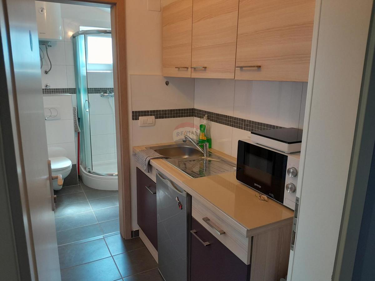 Stanovanje/Apartma Štinjan, Pula, 17,88m2