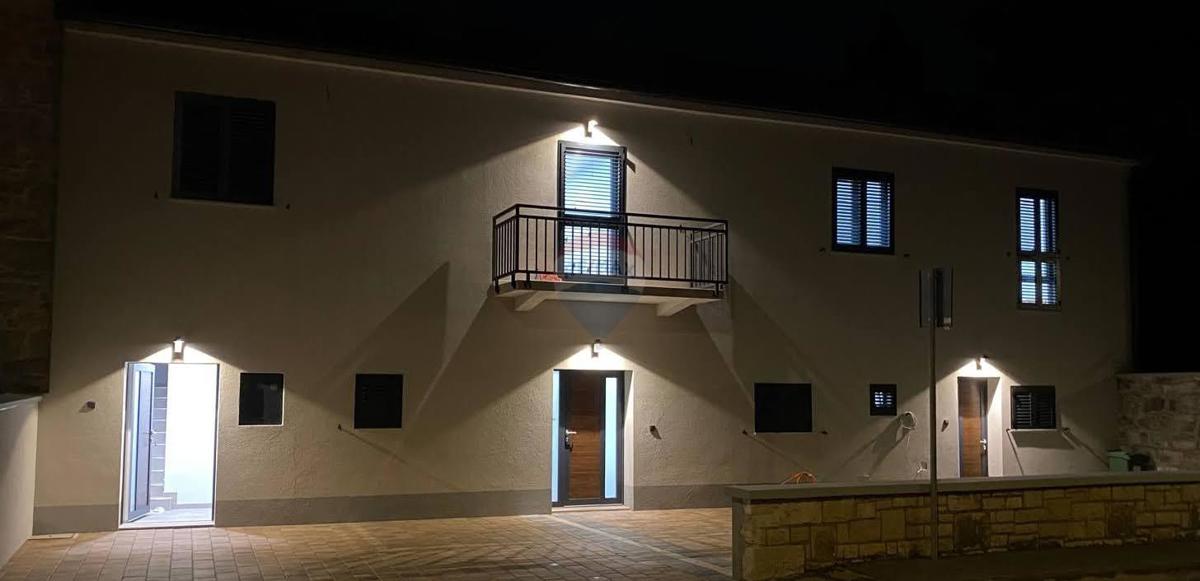 Hiša Funtana, 170m2