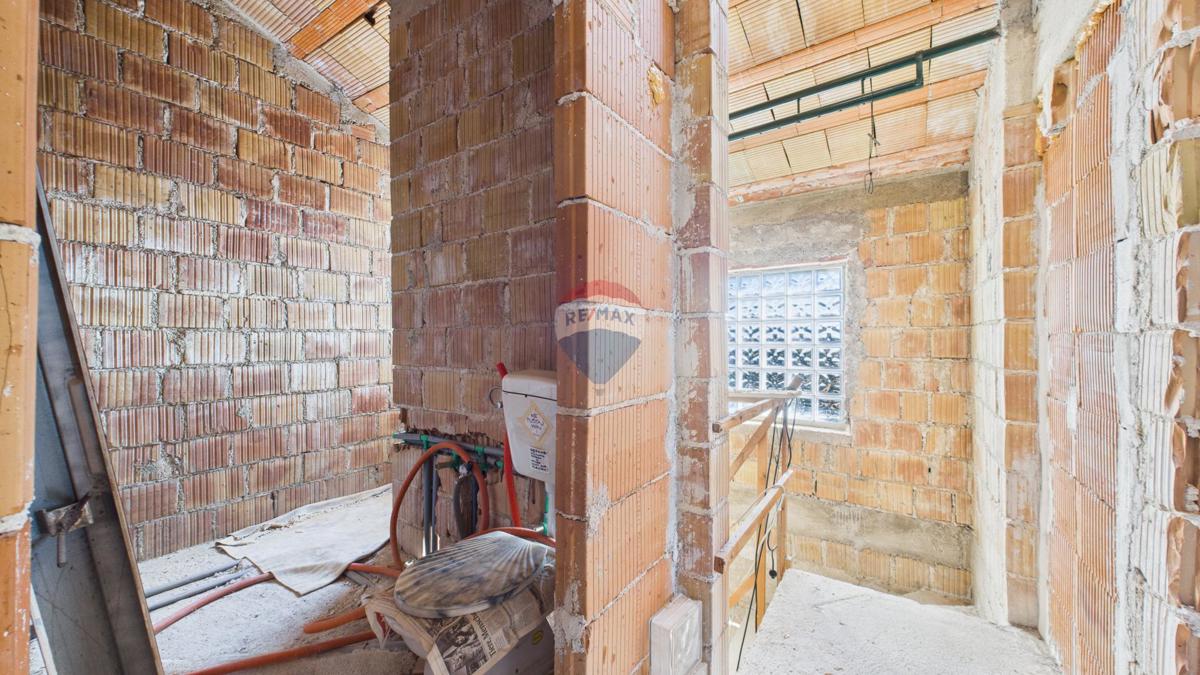 Hiša Nova Veruda, Pula, 240m2