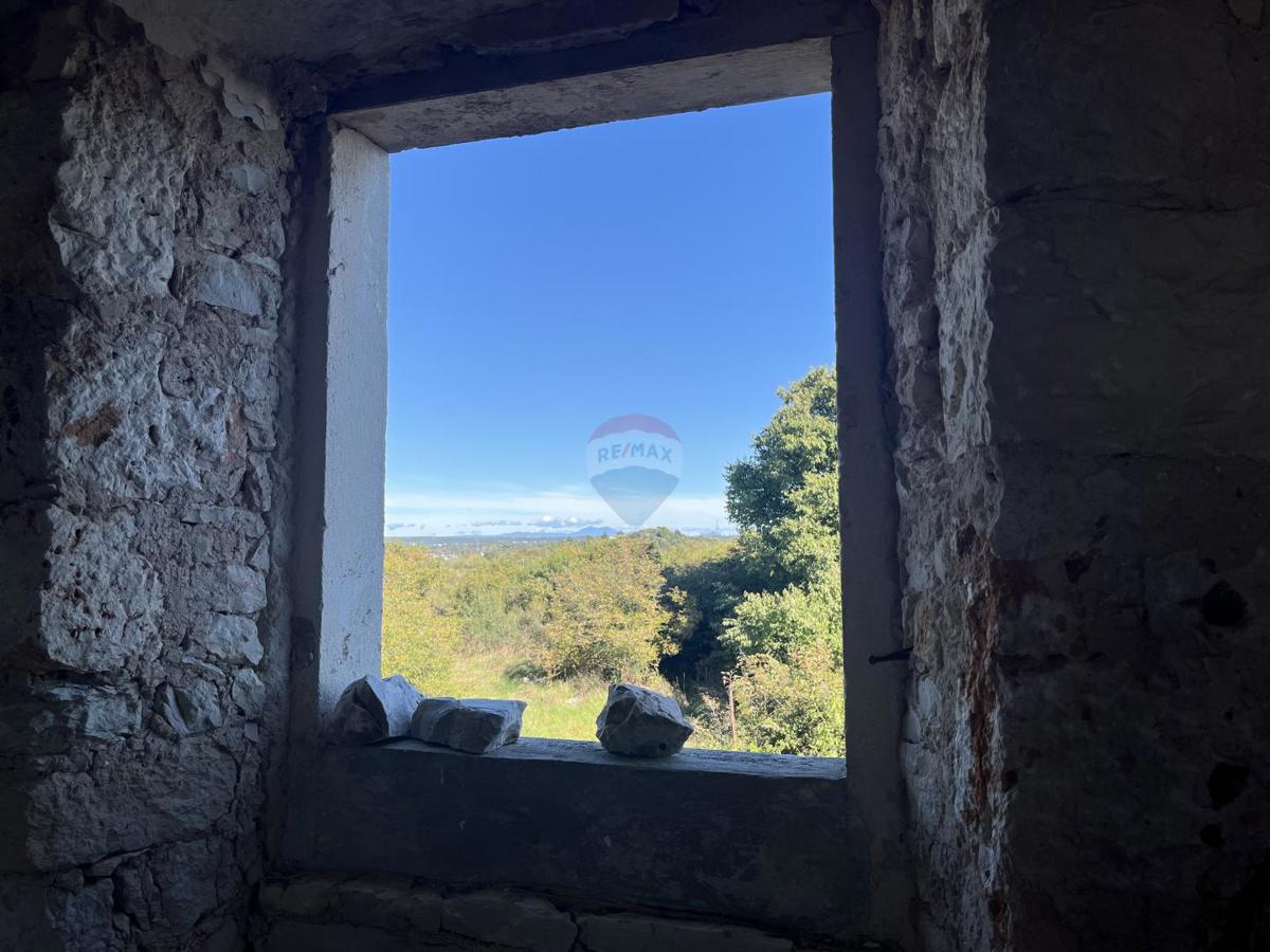 Hiša okolica Pule, Pula, 750m2