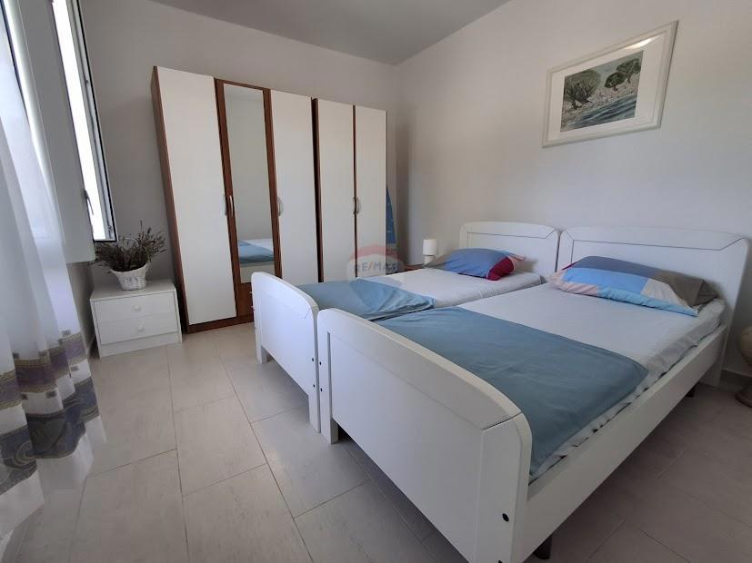 Hiša Klenovica, Novi Vinodolski, 150m2