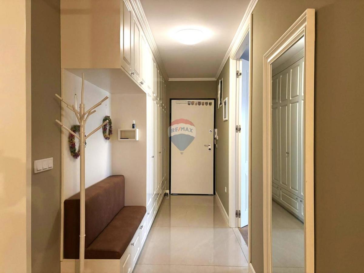 Stanovanje/Apartma Centar, Velika Gorica, 180m2